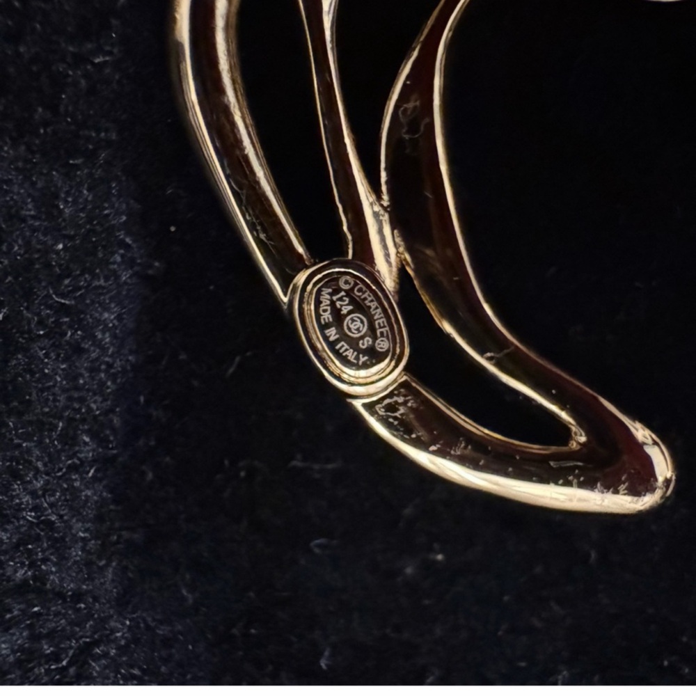 CHANEL Gold-tone CC Logo Wave Hoop Earrings - Picture 3 of 3